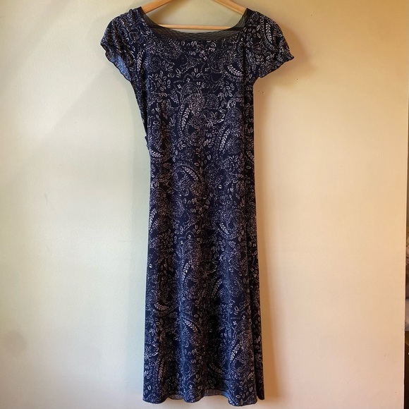 BCBGMaxAzria Black Paisley Faux Wrap Vneck Lace Cap Sleeve Size Small - Picture 7 of 12